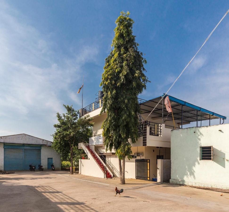 Krishna Homestay האמפי מראה חיצוני תמונה