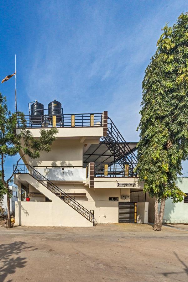Krishna Homestay האמפי מראה חיצוני תמונה