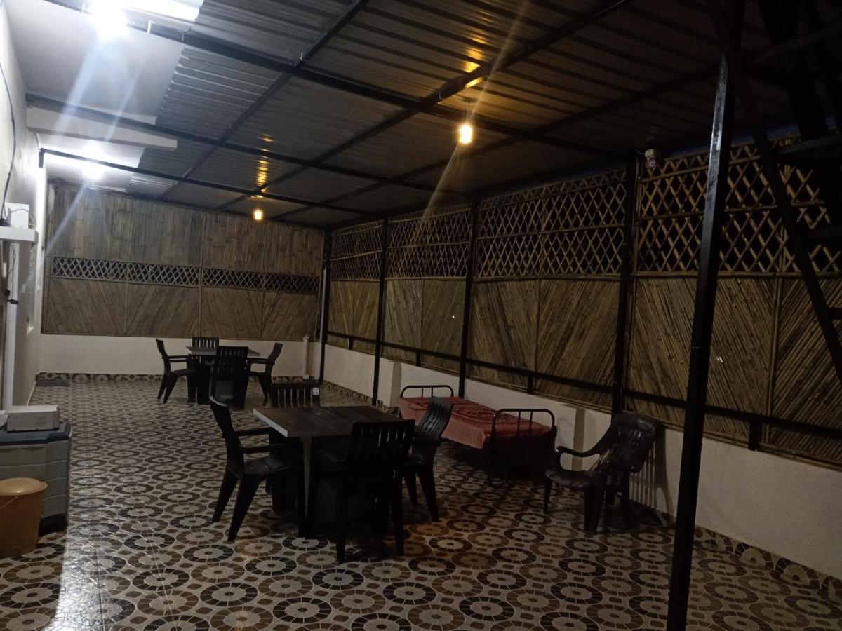 Krishna Homestay האמפי מראה חיצוני תמונה